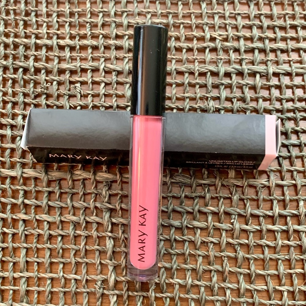 Mary Kay NIP Pink Ballerina Unlimited Lip Gloss